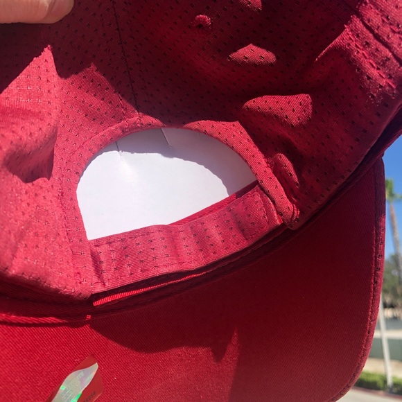 USC Trojans Training Flex Cap Adjustable Cardinal Red & Gold Baseball Hat NEW - Picture 5 of 6